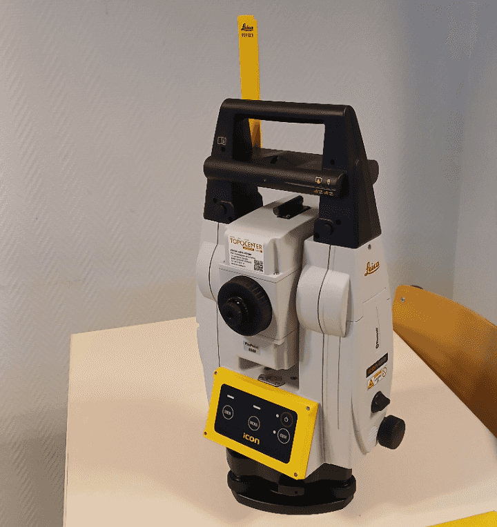 Innovation et précision : le LMB investit dans une station totale robotisée